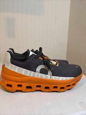 On Cloud Cloudmonster Eclipse turmeric running shoes. Excellent condition No Box